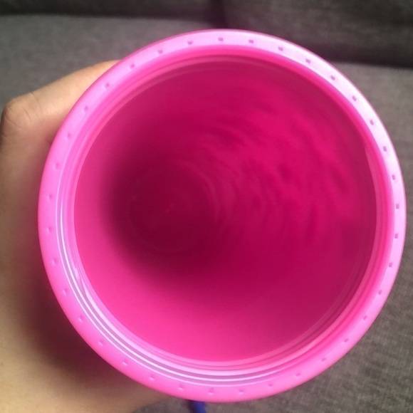 STARBUCKS 2022 Holiday Woodland Lace Berry Corsage Color Change Tumbler Venti - Picture 10 of 11